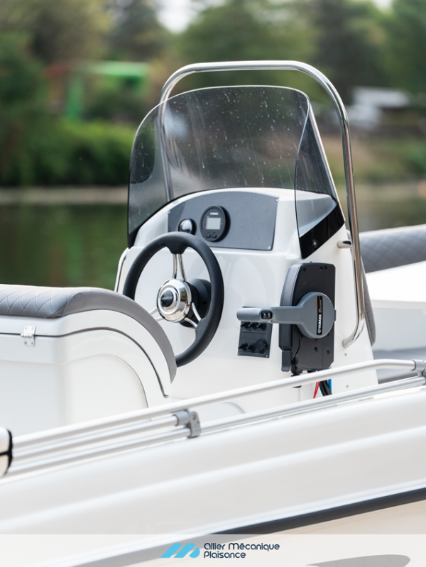 Karel Boats open 480