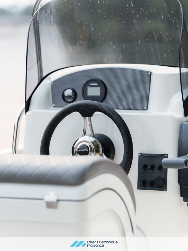 Karel Boats open 480