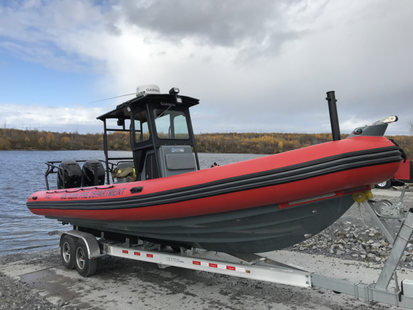 bateau zodiac pro 850