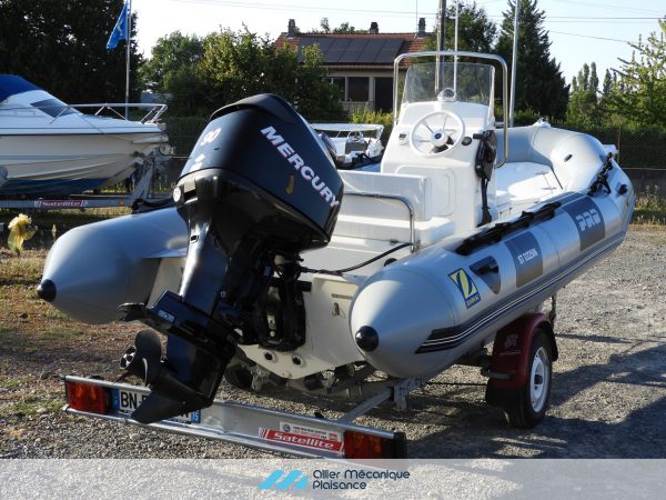 bateau d'occasion zodiac pro 12 MAN