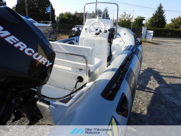 bateau d'occasion zodiac pro 12 MAN